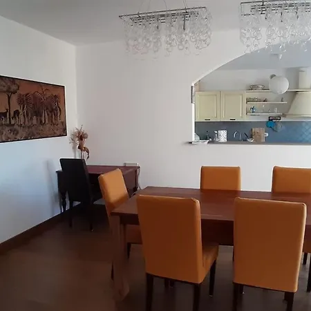 Paradise House With Sea View And Quiet. 度假居 圣雷默