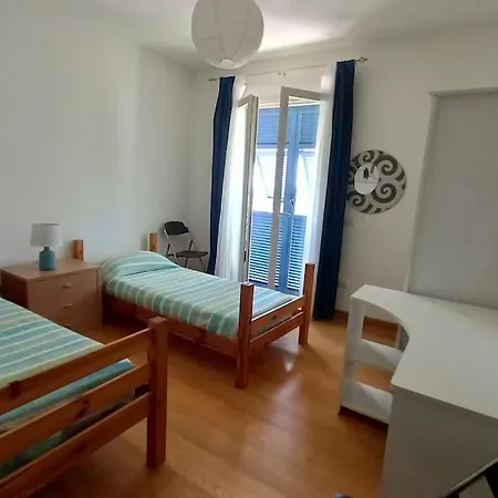 Paradise House With Sea View And Quiet. 度假居 圣雷默